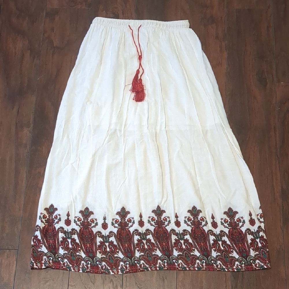 Elegant White And Red Embroidered  Maxi Skirt
